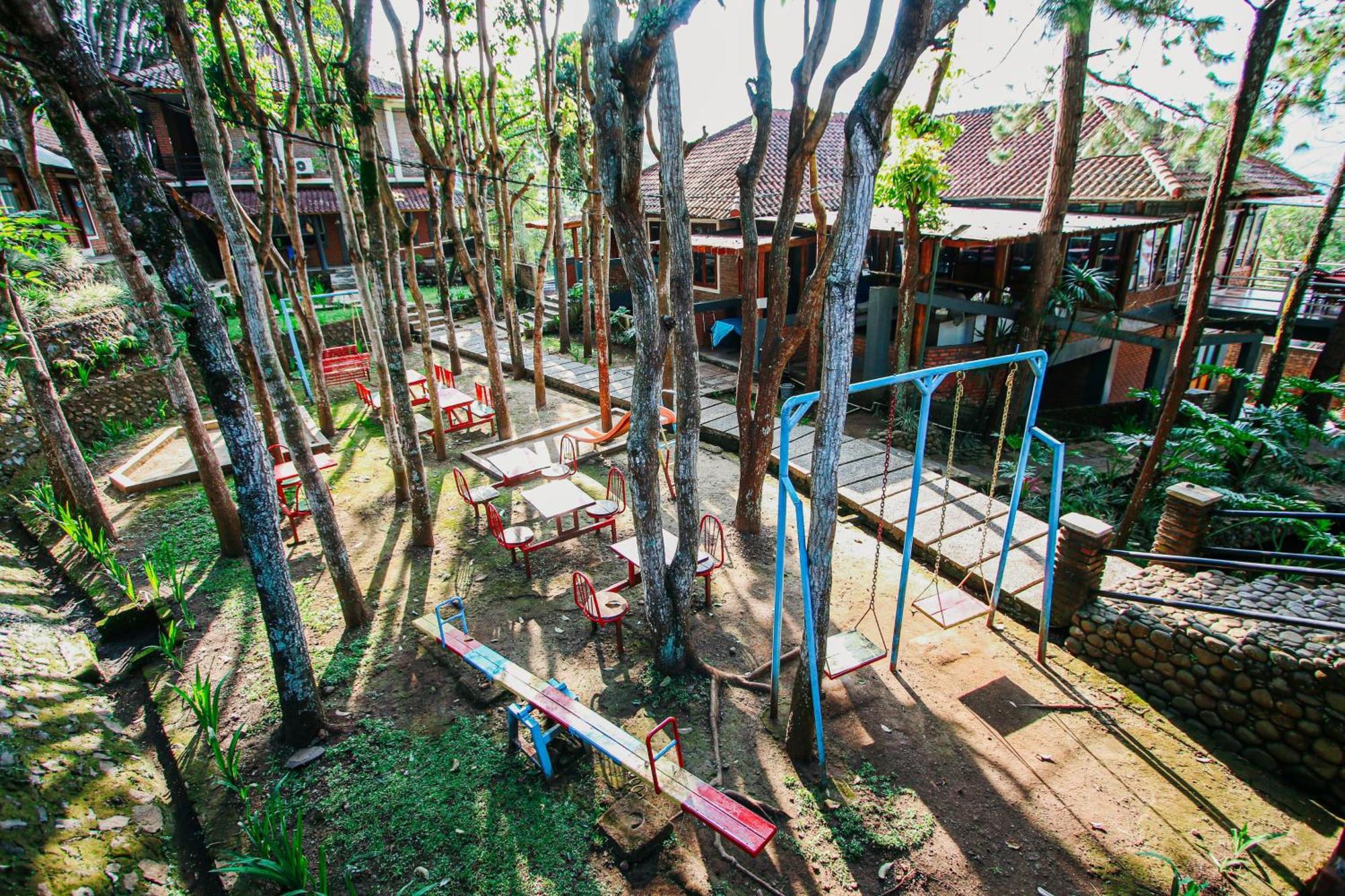 Bukit Alamanda Resort Garut Zewnętrze zdjęcie